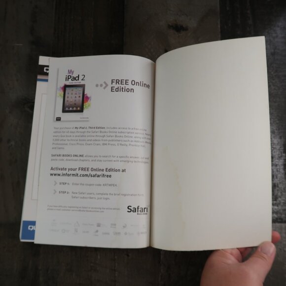 My iPad 2 Third Edition By Gary Rosenzweig Paperback Covers iOS 5 - Picture 8 of 9